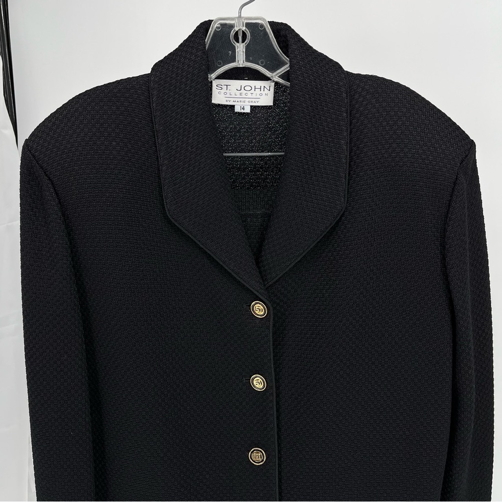 St. John Collection Santana Knit Blazer Suit Set Size 14 Black Gold Buttons - Picture 3 of 11